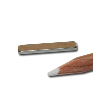 Μαγνήτης Παραλληλεπίπεδος 18x4x3mm 120 °C Νεοδυμίου Δύναμη Έλξης 2kg